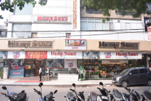 Home saaz home decor market in Rajouri Garden, new delhi - buy home decor items in Delhi